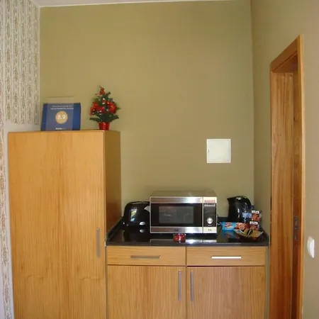 Casa De Flor Do Jardim Malveira