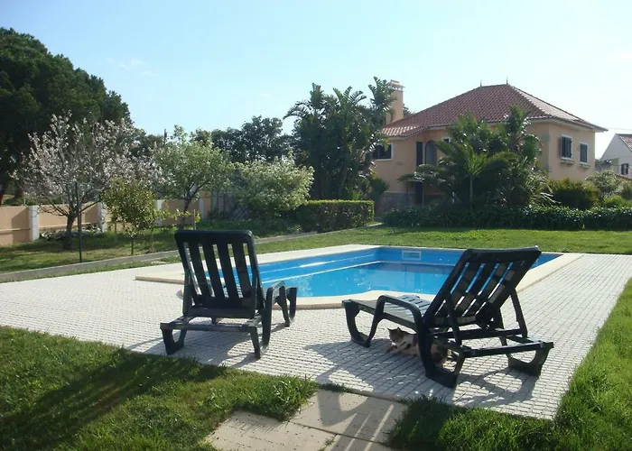 Casa De Flor Do Jardim בית אירוח *