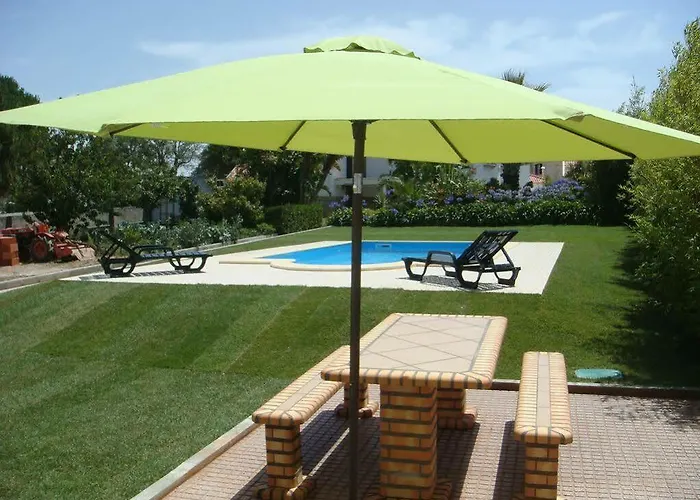 Casa De Flor Do Jardim * מלביירה
