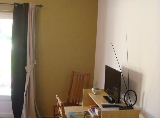 Casa De Flor Do Jardim