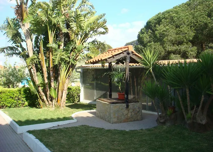 Casa De Flor Do Jardim בית אירוח *